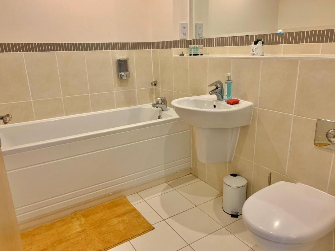 Appartement Risinghurst, Oxford, An Entire 2beds, 2bathrooms, Free Wi-fi, Free Parking *