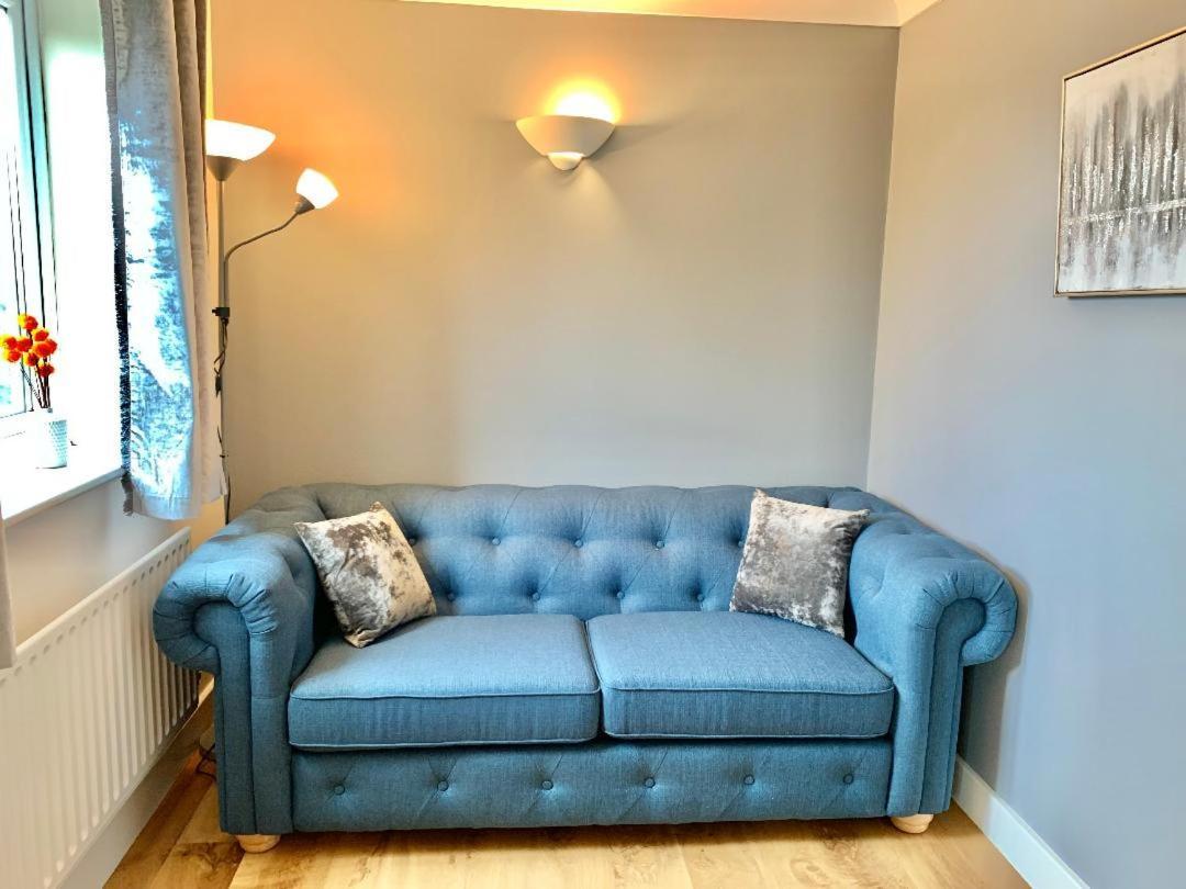 Risinghurst, Oxford, An Entire 2beds, 2bathrooms, Free Wi-fi, Free Parking